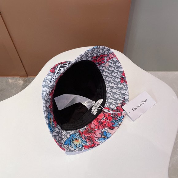 ?✨AUTHENTIC✨?Dior hat main image 4